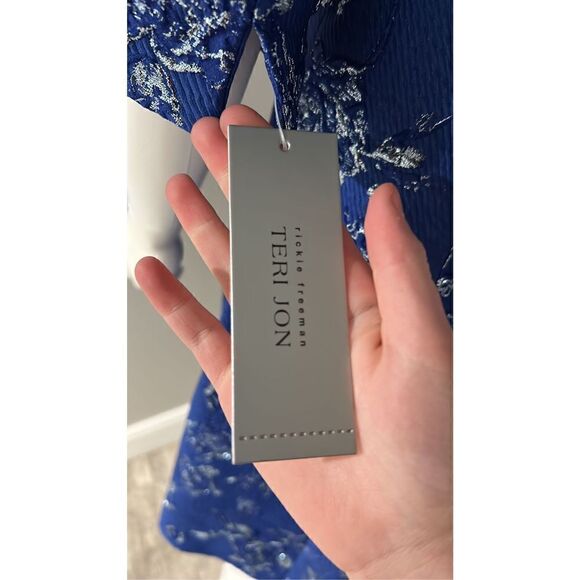 Teri Jon Blue Jacquard Floral Print Box Pleat Dress Size 2 NWT - Picture 11 of 11